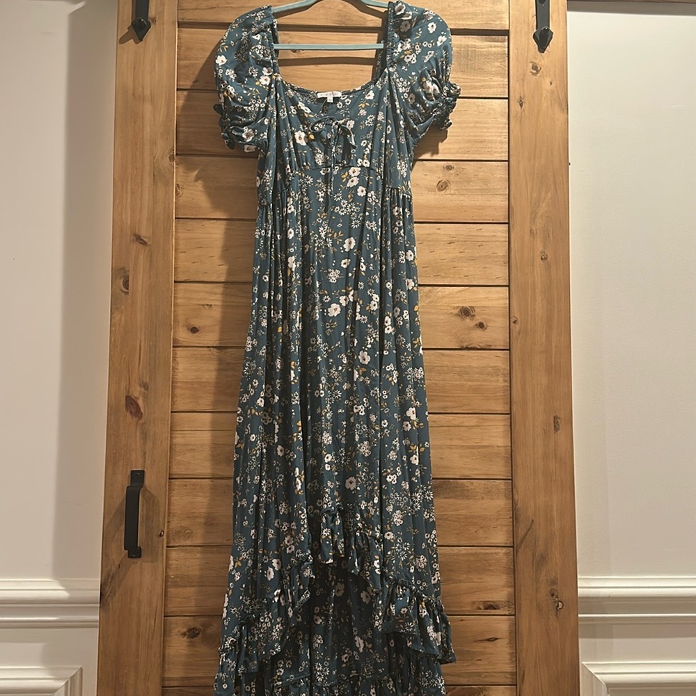 Patrons of peace dress